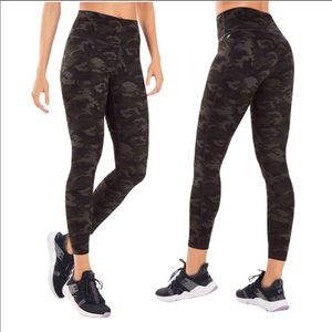 🆕Fabletics | High-Waisted Powerhold Camo 7/8